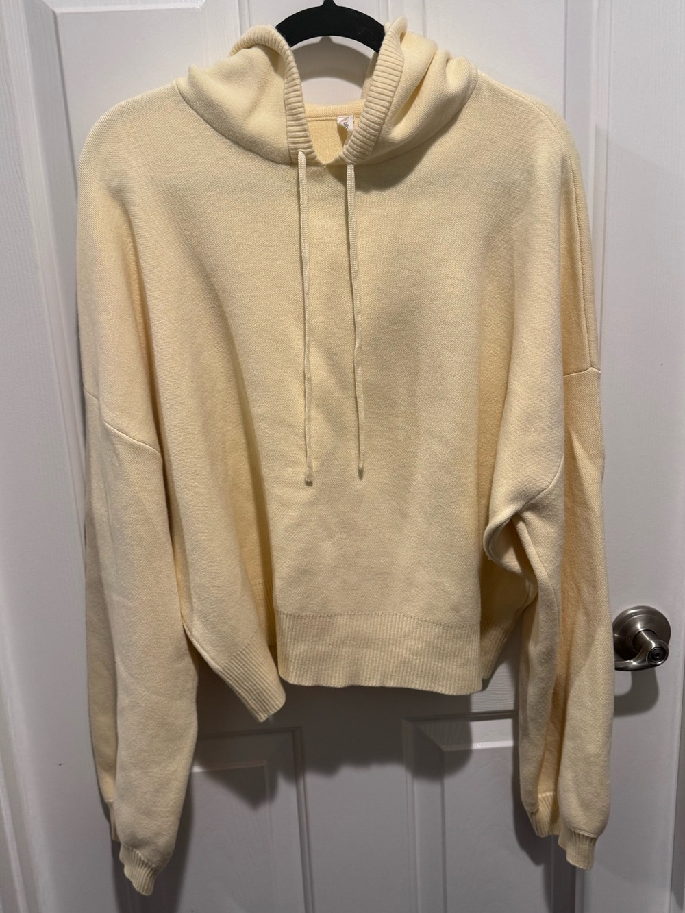 Anthropologie Butter Yellow Hooded Pullover Sweatshirt Sweater Size L Petite